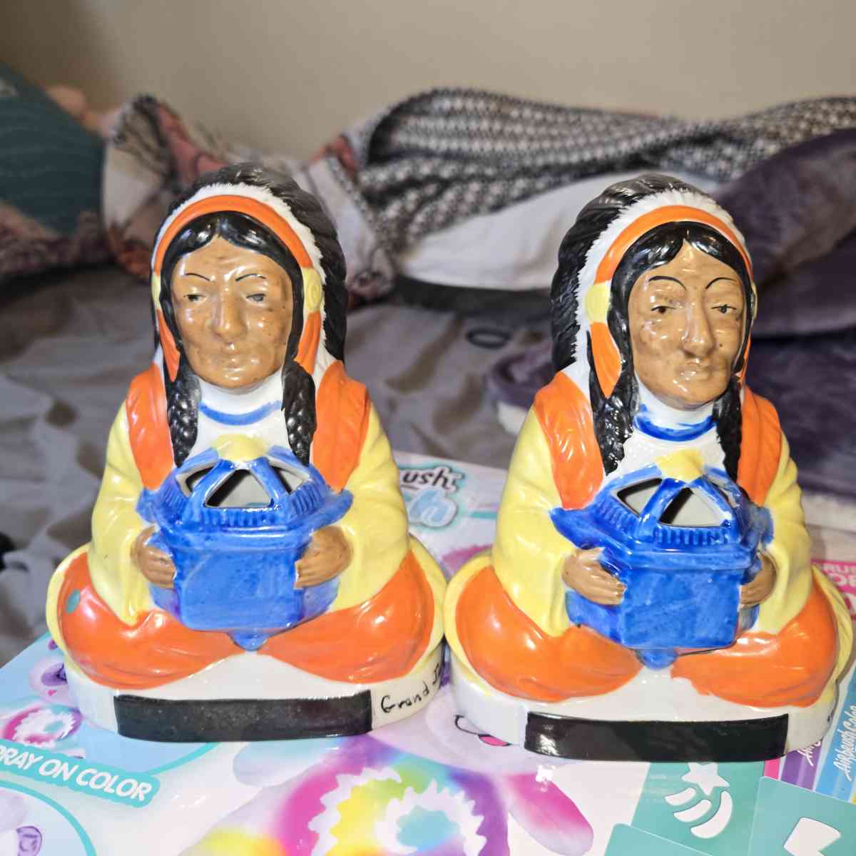 PAIR OF VTG NATIVE AMERICAN CHIEF PAINTED CERAMIC FIGURINES