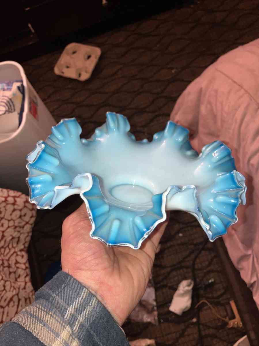 Fenton blue crest ruffled edge bowl