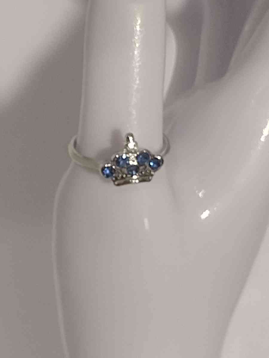 Blue Crown Silvery Ring