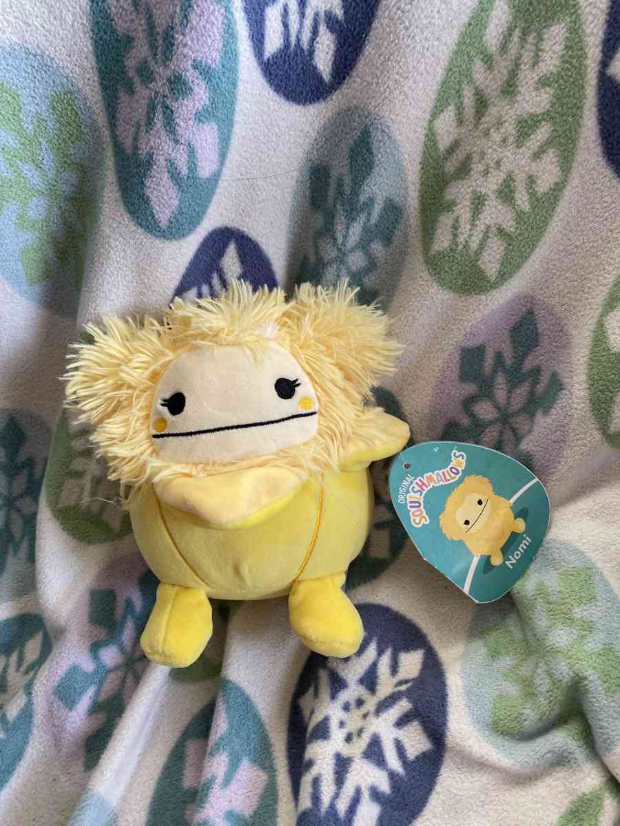Squishmallow Banana Big Foot With Tag