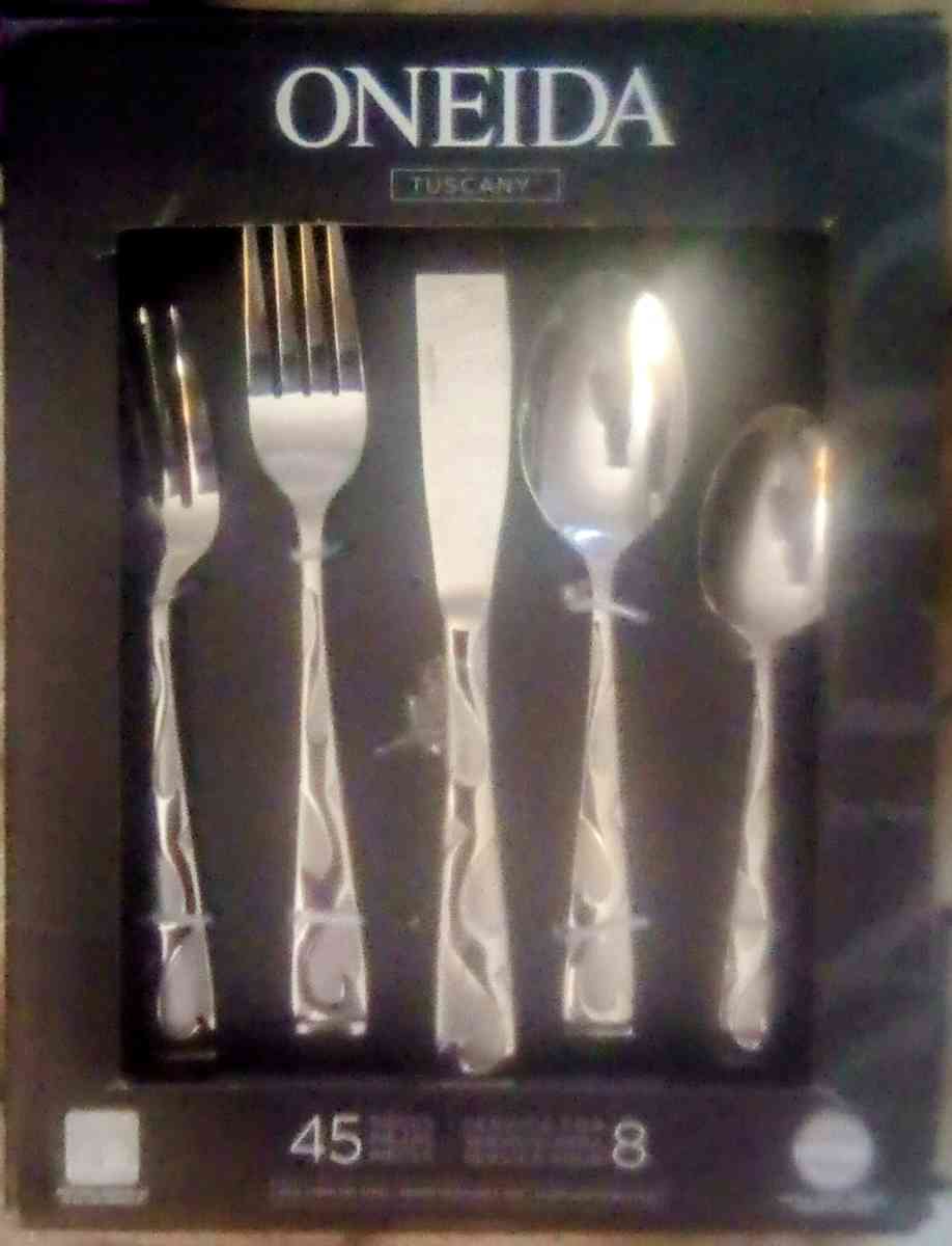 BRAND NEW BUNDLE EVERYTHINGS NEEDS TO GO