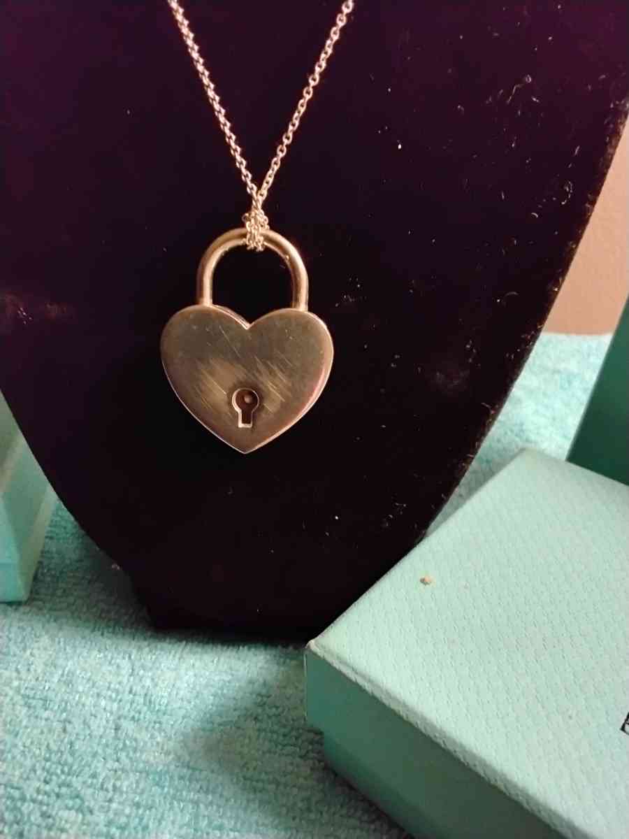TIFFANYCO HEART LOCK NECKLACE