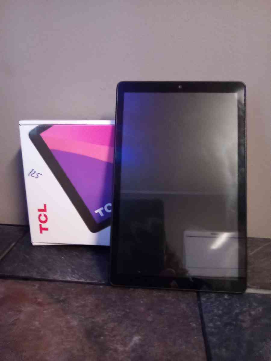 TLC BookTablet 32g New still in box