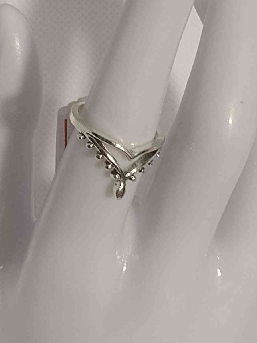 Veil Style Silver Ring