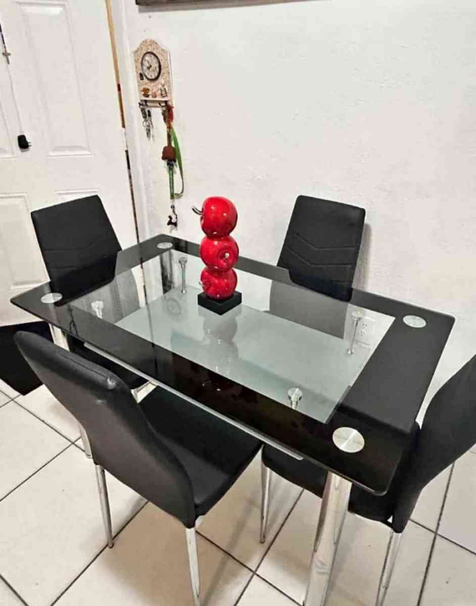 vendo set de comedor