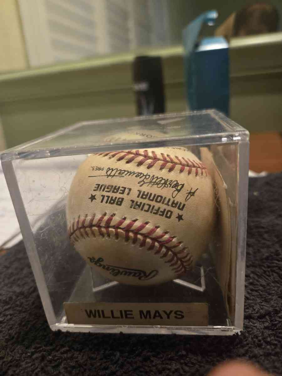 autograph Willie Mays Baseball