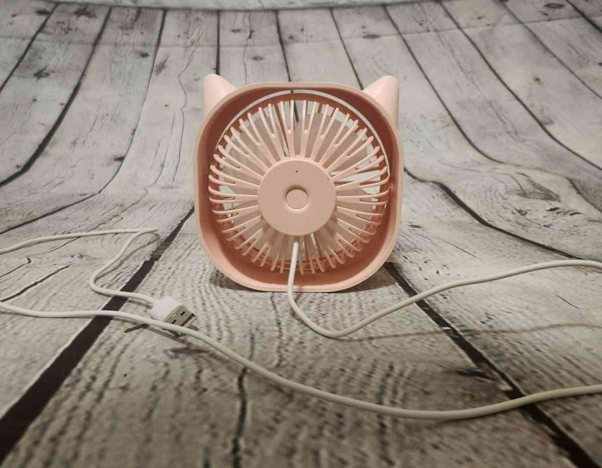 Portable Pink Cat Shaped Wired Fan