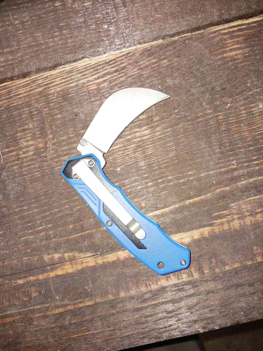 Kobalt Hawkbill blade pocketknife
