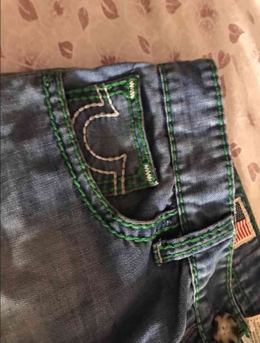 true religion man world tour size 33