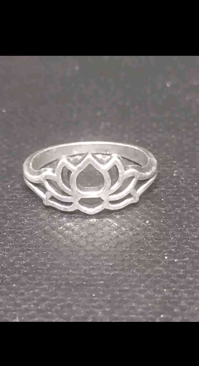 Silver Lotus Flower Ring