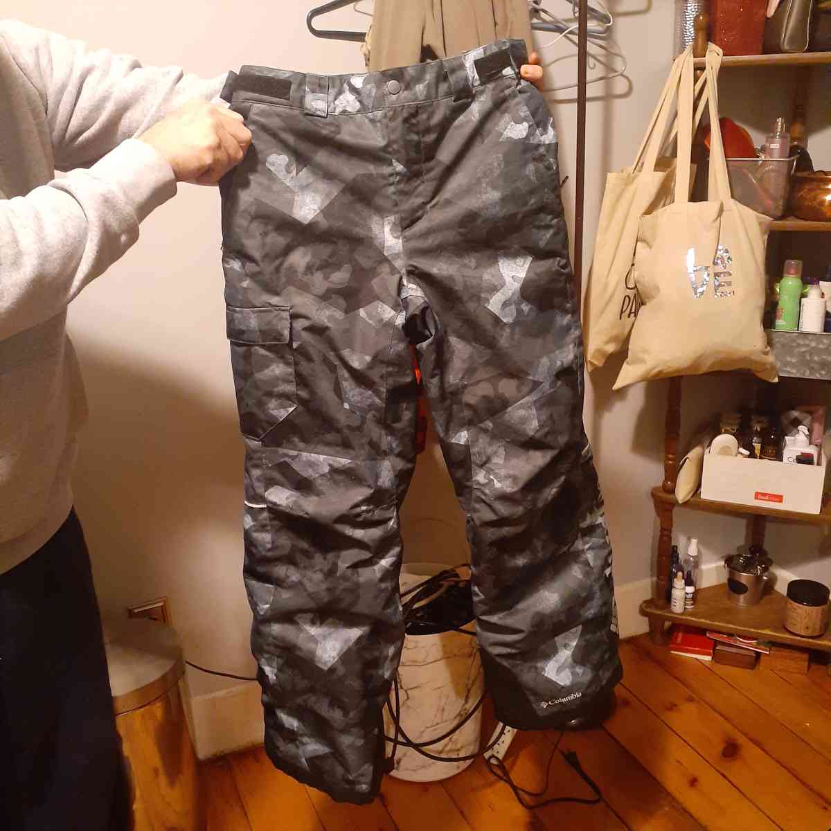 Columbia snow pants