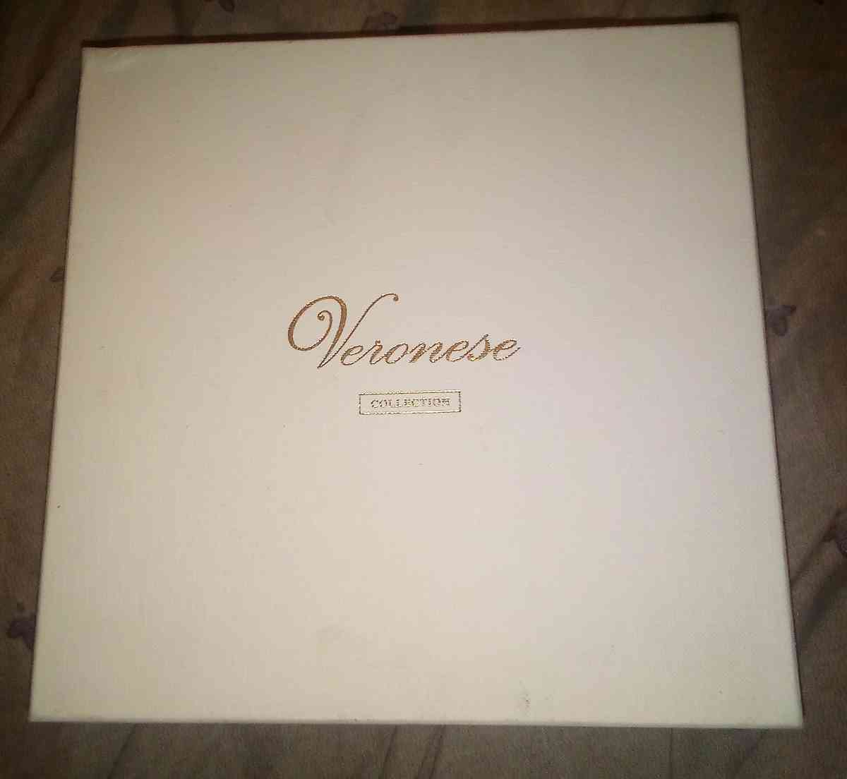 18k bonded sterling silver mesh necklace by Veronese Collect