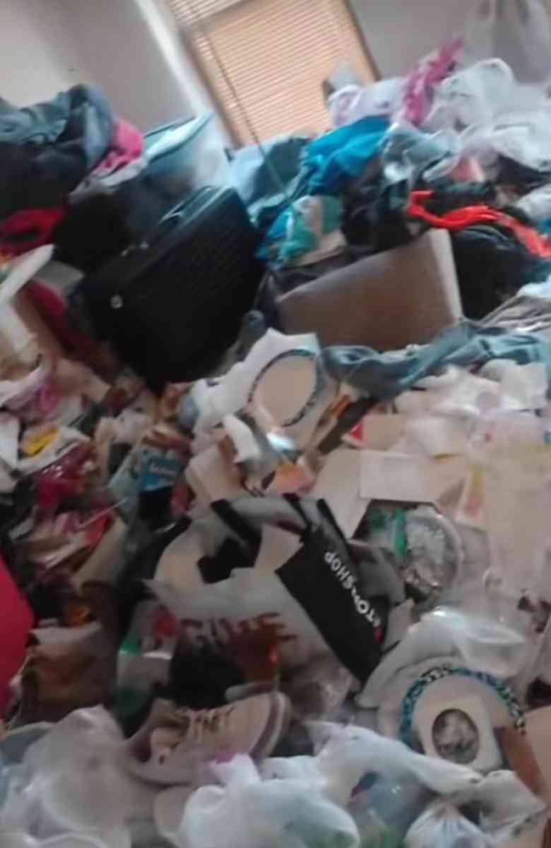 cleaning Home commercial and hoarding