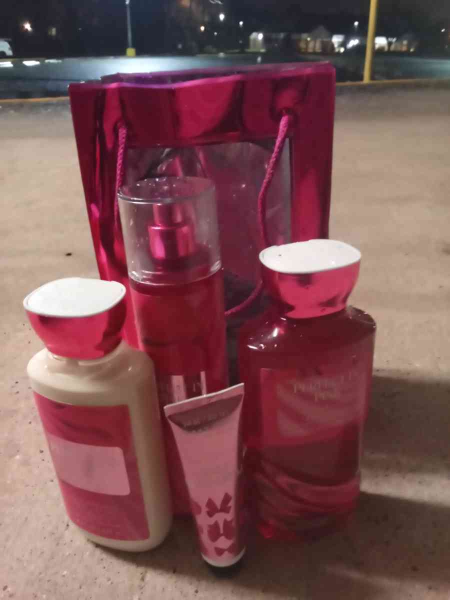 bath n body works gift set