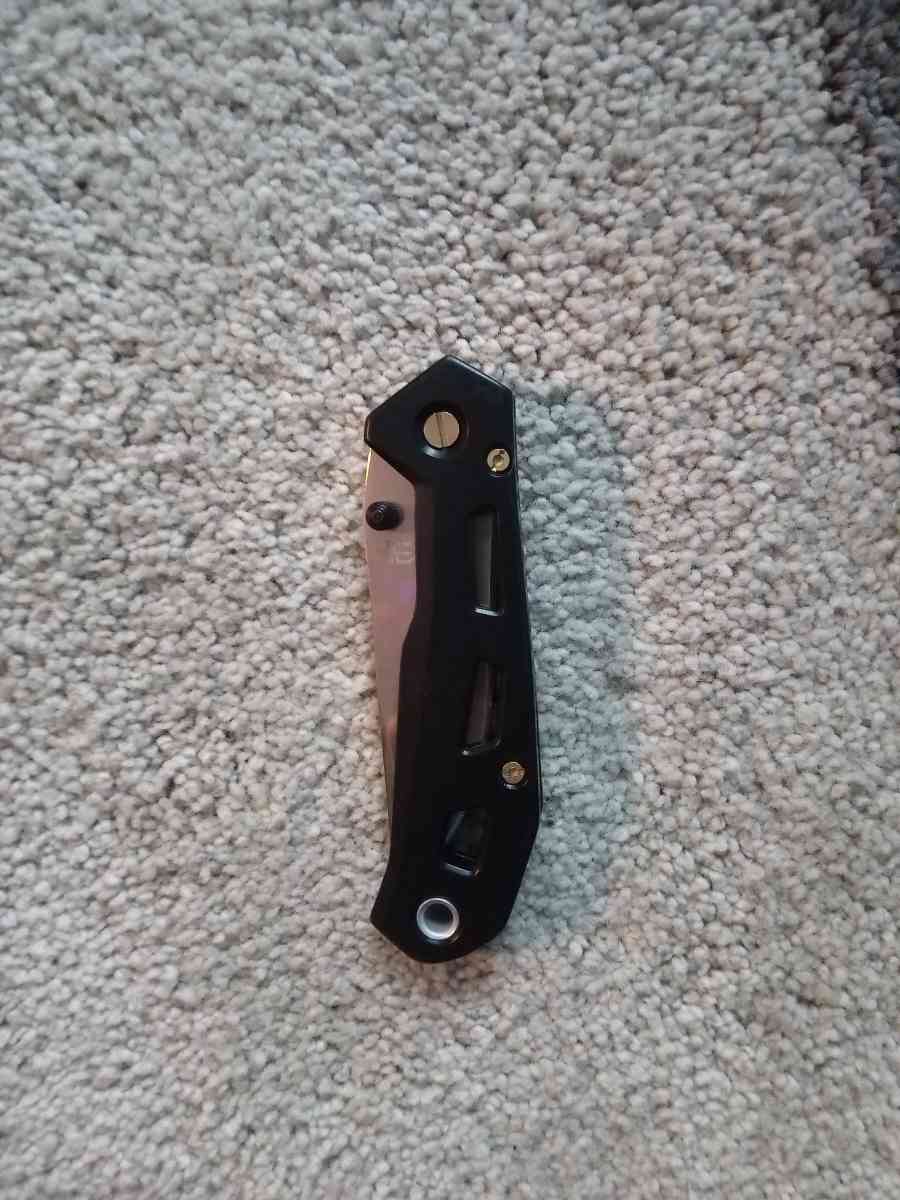 Gerber pocket knife