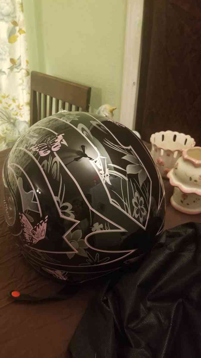 ladys helmet