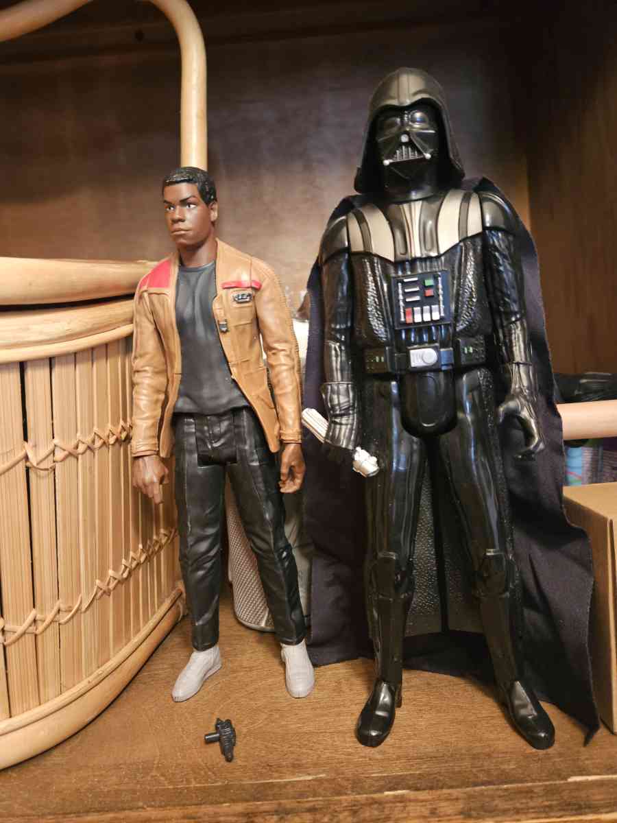Star Wars Finn and Darth Vader Action Figures