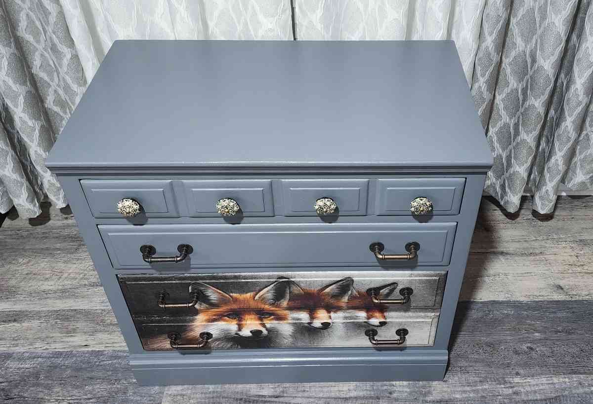 Kling Colonial 3 drawer solid wood dresser