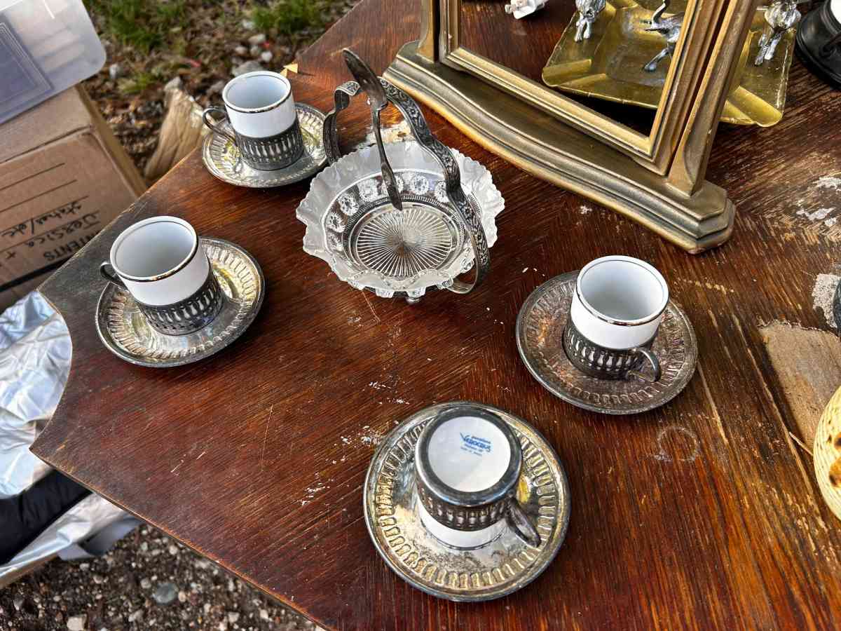 varios artculos nuevos y usados