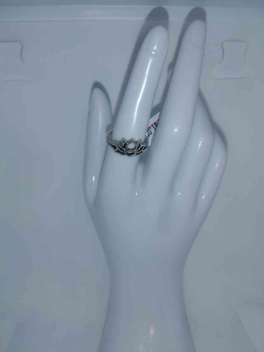 Silver Lotus Flower Ring