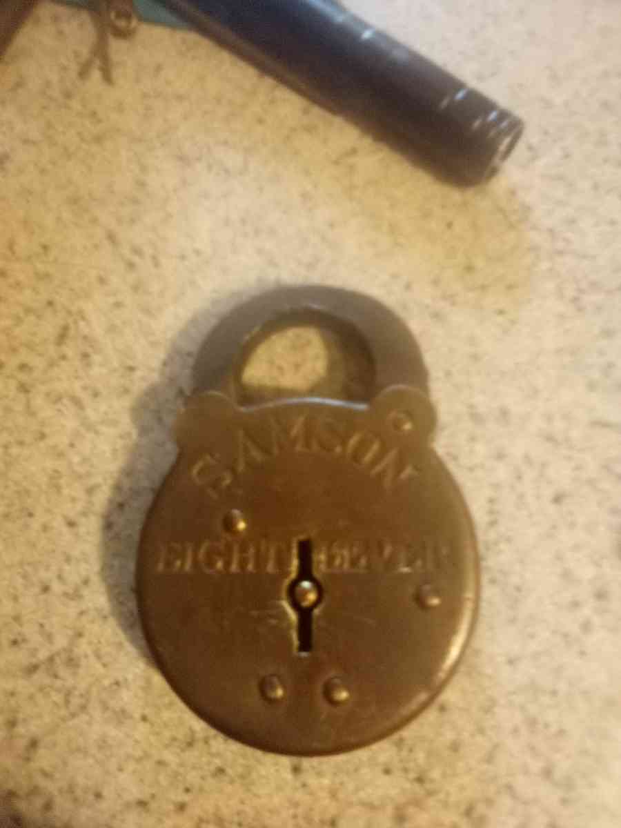 old lock  no key