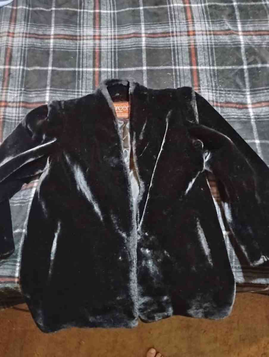 sasson size 12 fur coat