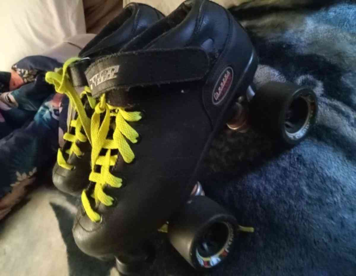Carrera Speed Skates