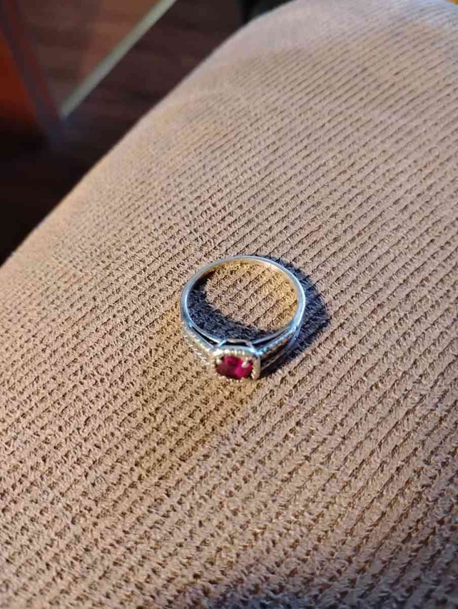 womens 925 silver ring size 8