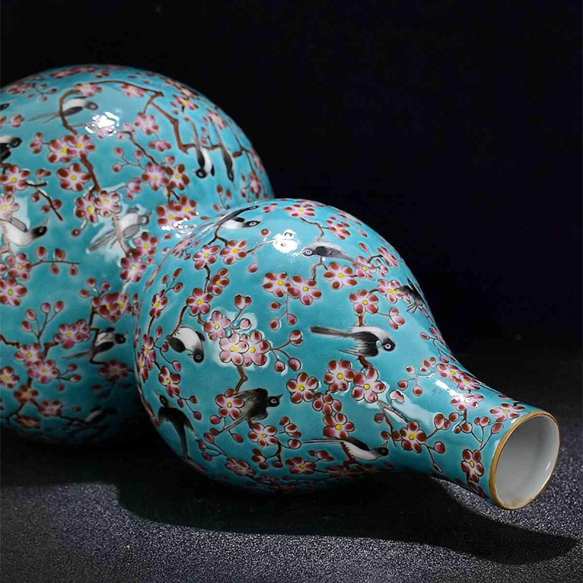 Chinese handpainted famille rose porcelain vase antique porc