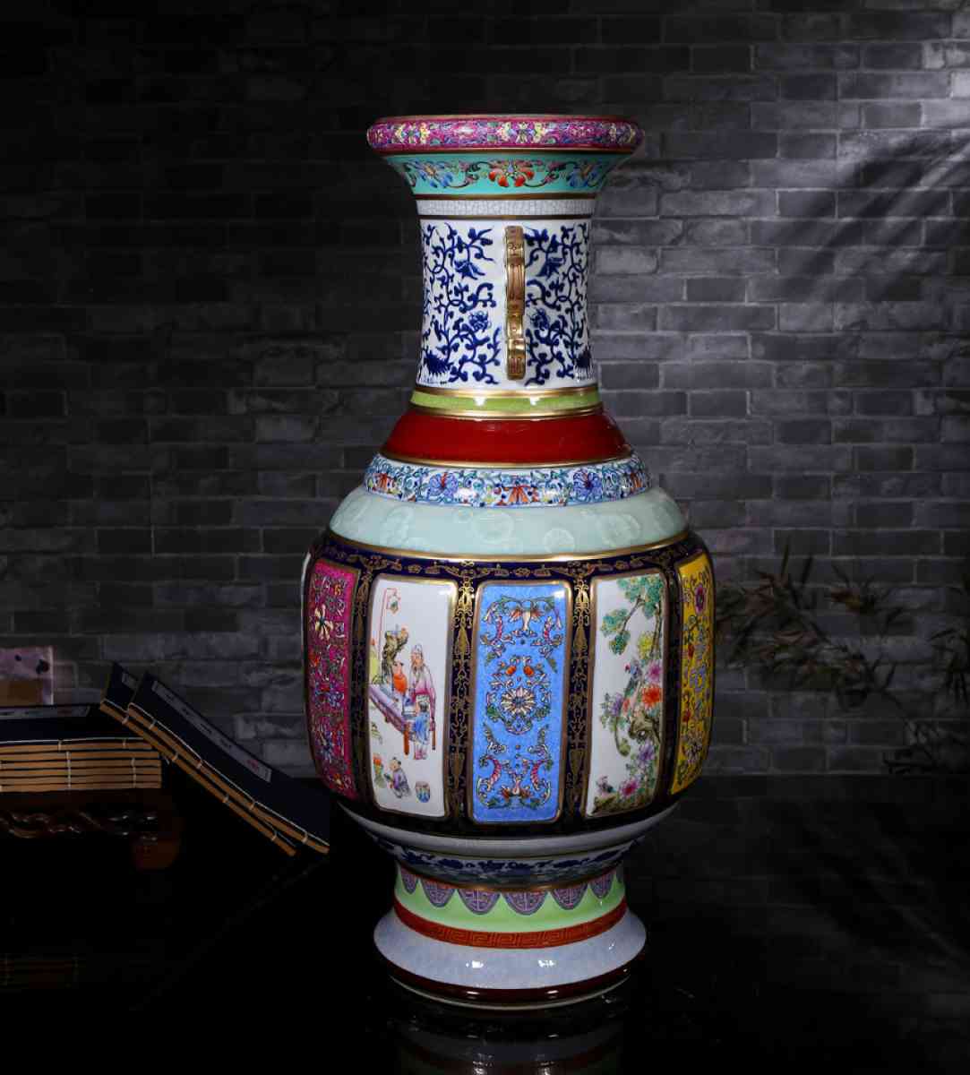 Chinese ceramic famille rose vase Asian antique porcelain