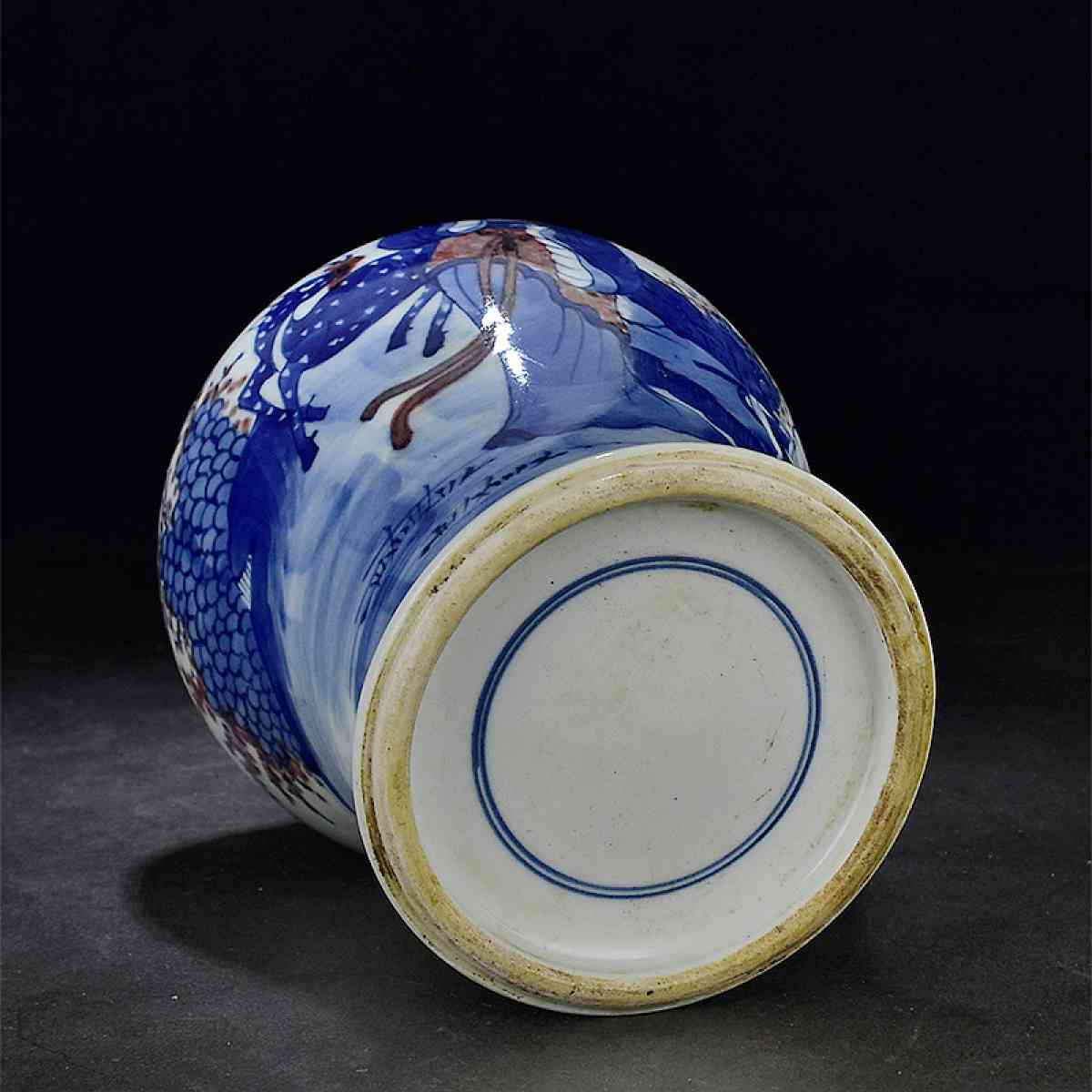 Chinese blue and white porcelain vase antique porcelain