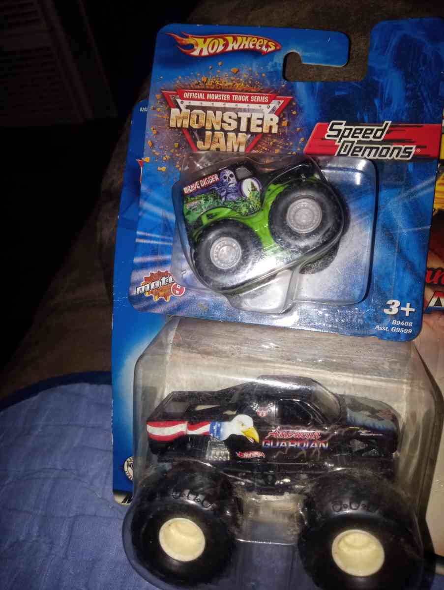 Monster Trucks