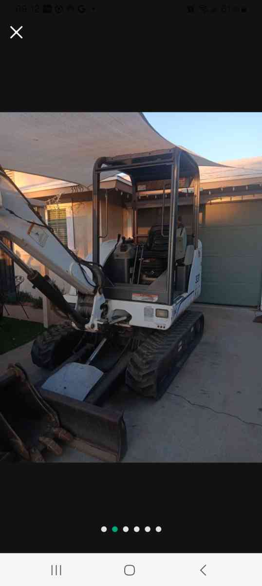 mini escavator bob cat 331D
