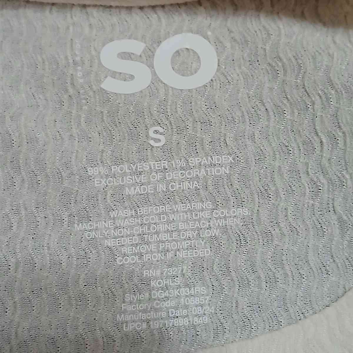 SO Girls Sweater size S