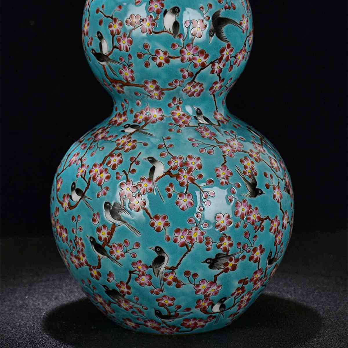 Chinese handpainted famille rose porcelain vase antique porc