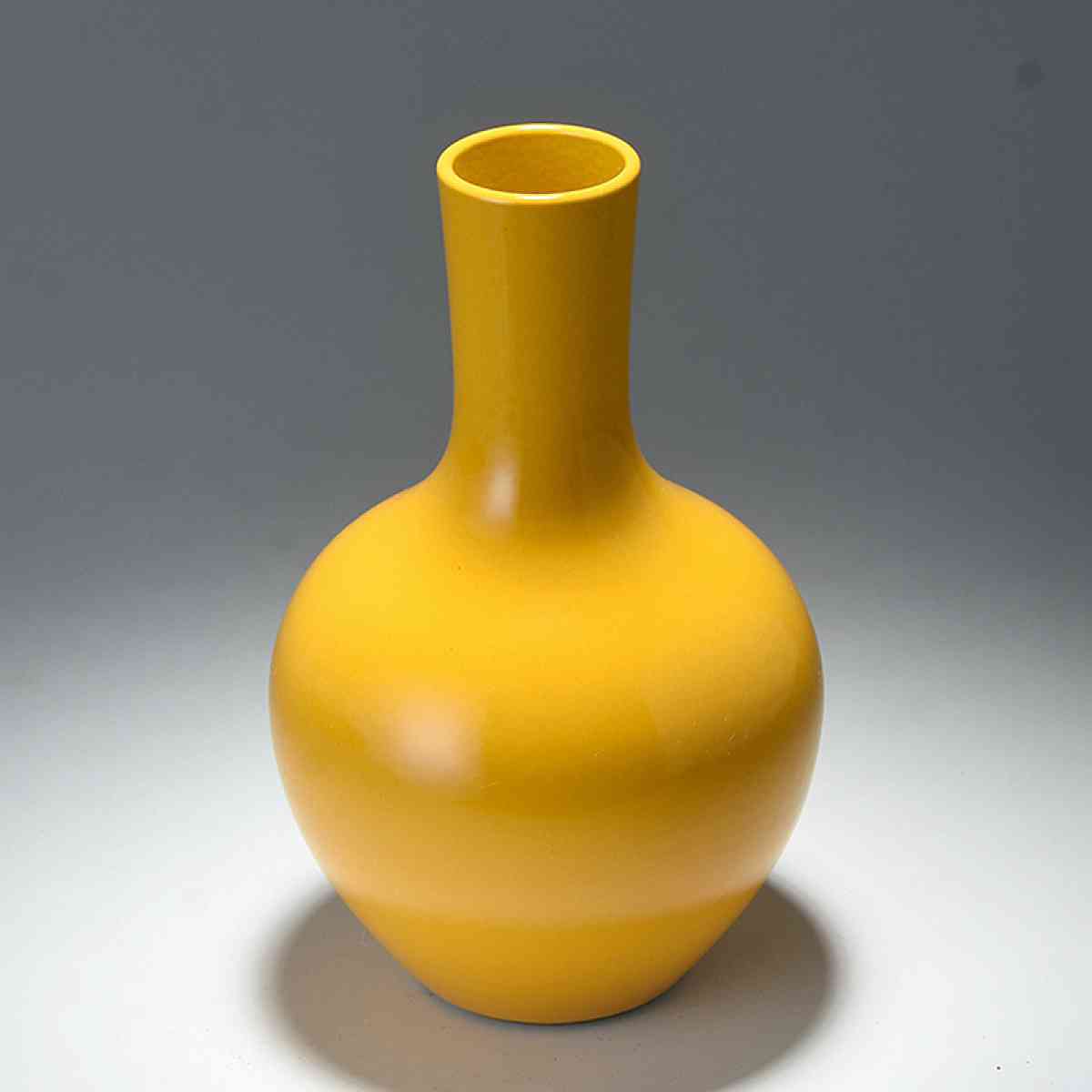 chinese ceramic vase
