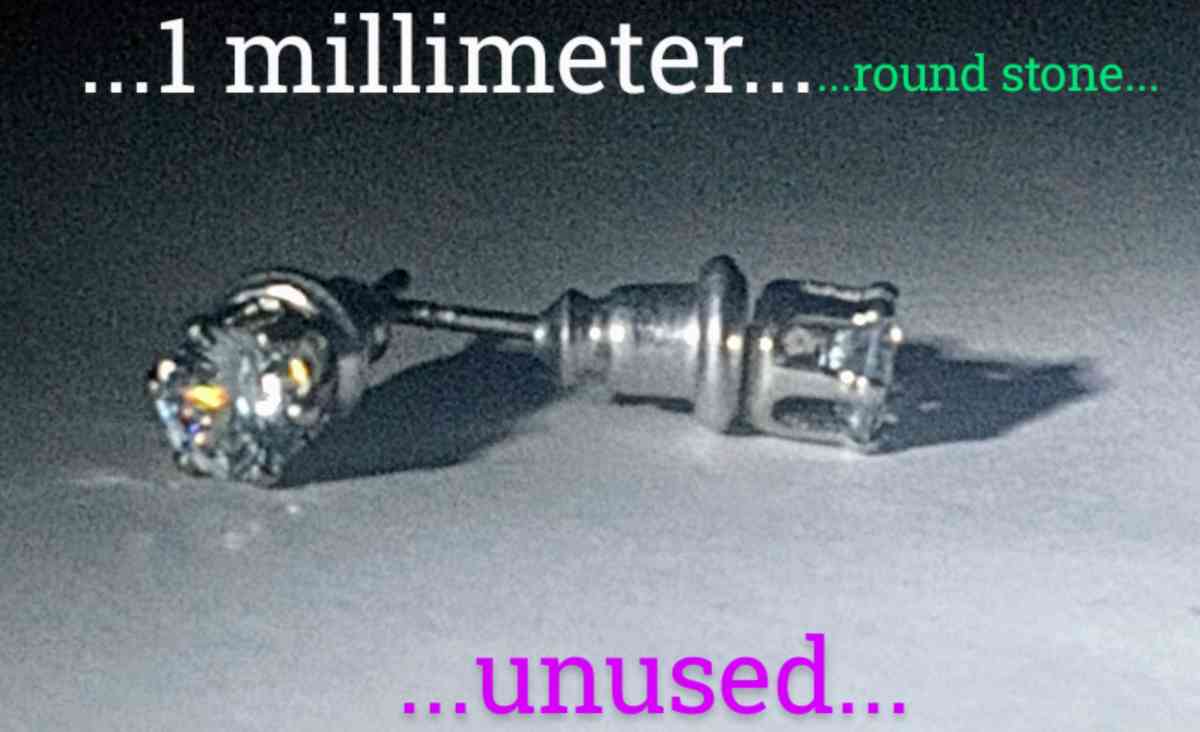 925 1 mm lab grown diamond earrings