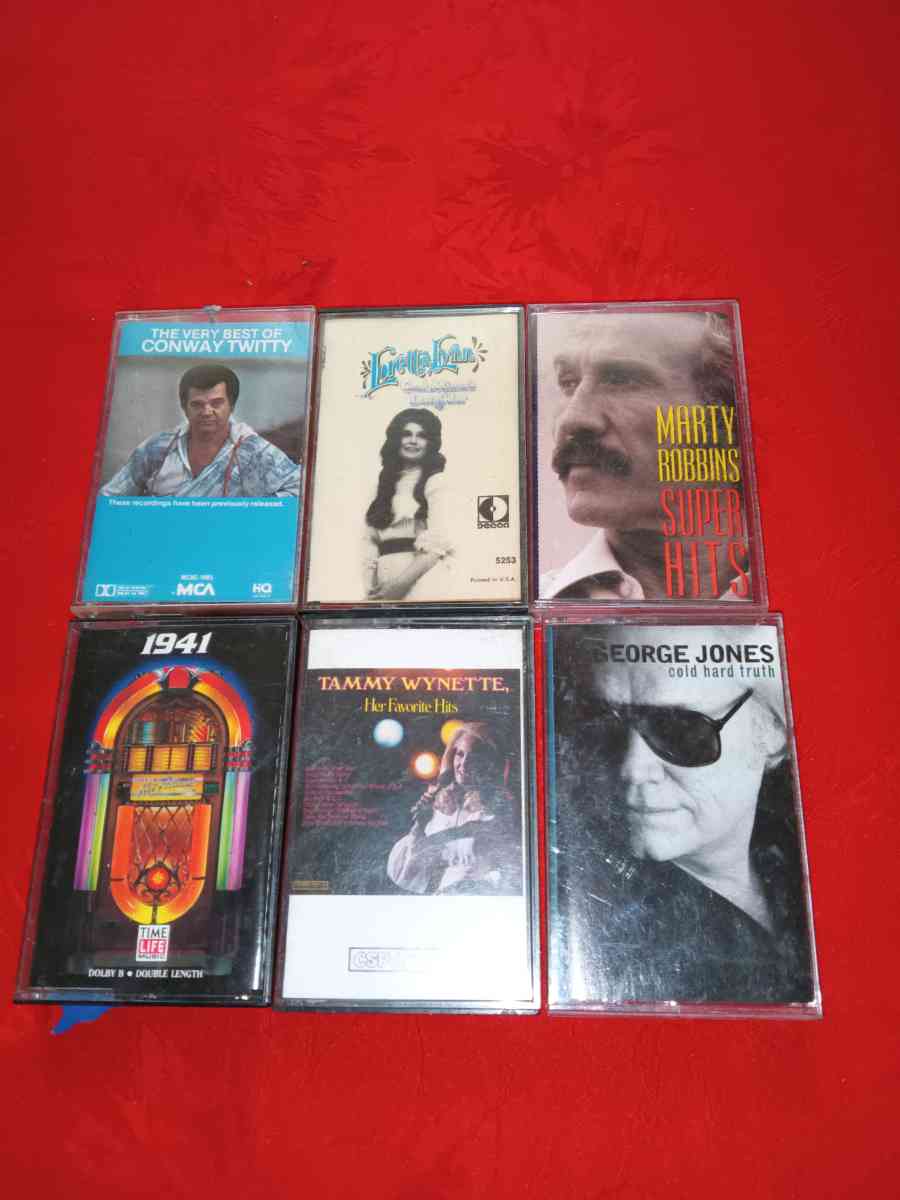 MOIVES  CDS AND CASSETTES