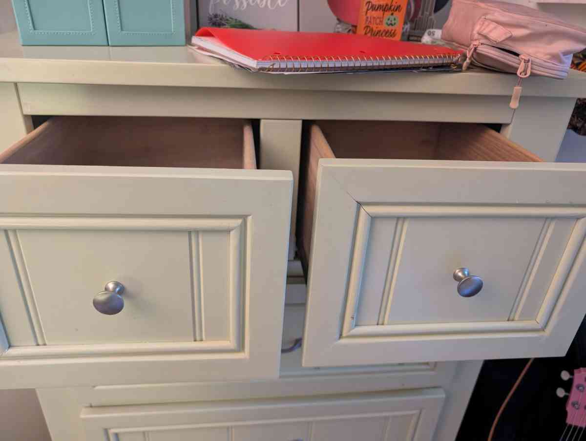 full size bed and mattress