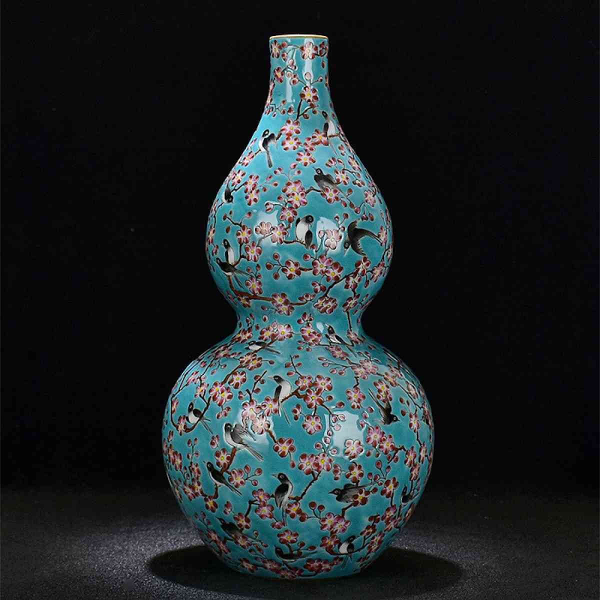 Chinese handpainted famille rose porcelain vase antique porc