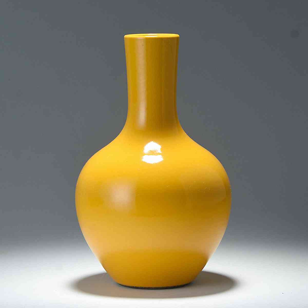 chinese ceramic vase