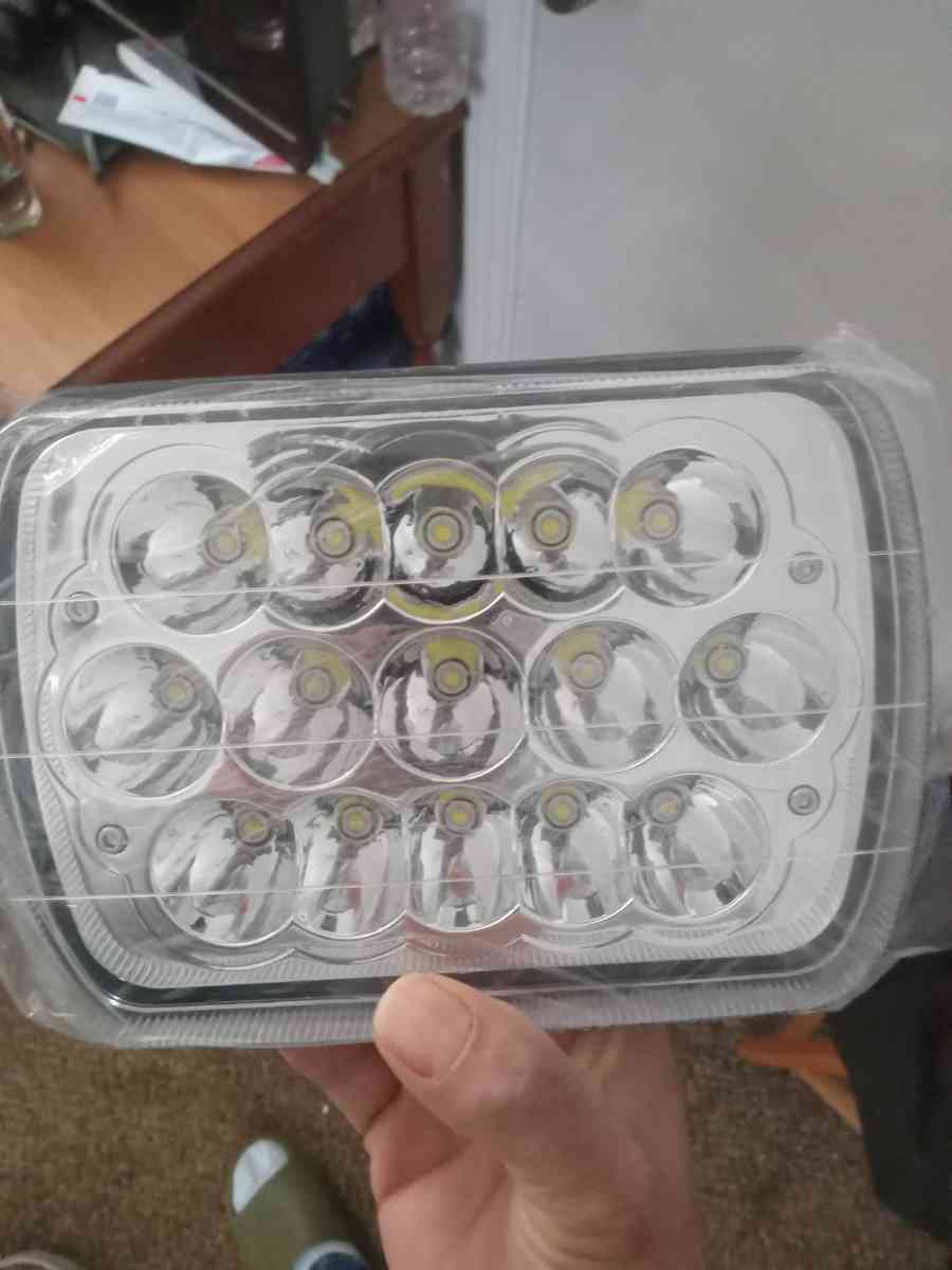 par de faros rectangulares entrada h4 led