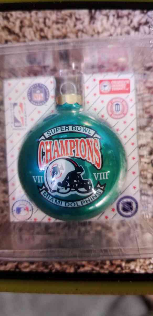 Miami Dolphins Ornaments