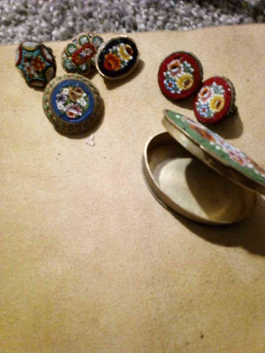 pill box2 inch with 3 brooches and a pair of clip on earring