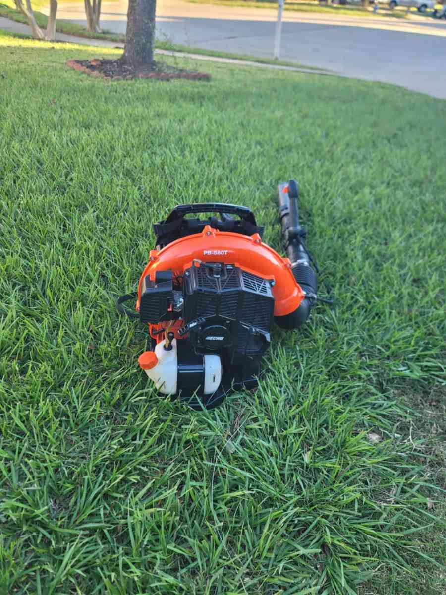 Echo Pb580T Backpack Blower Like New Working Very Good