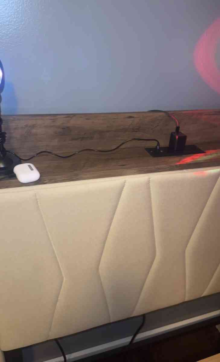 Upholester bed frame