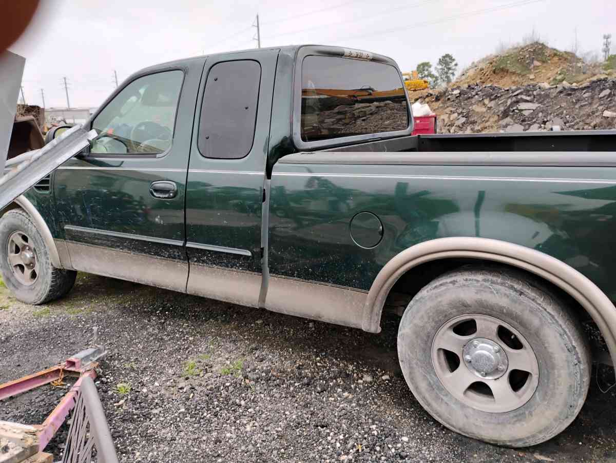 03 Ford F150 Triton