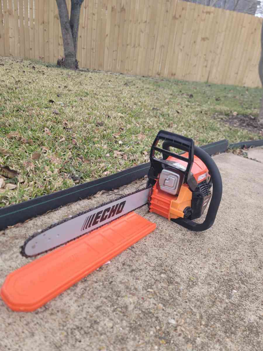 New Chainsaw Works Very Well CS3510 16 inch bar 180 Firm Pri