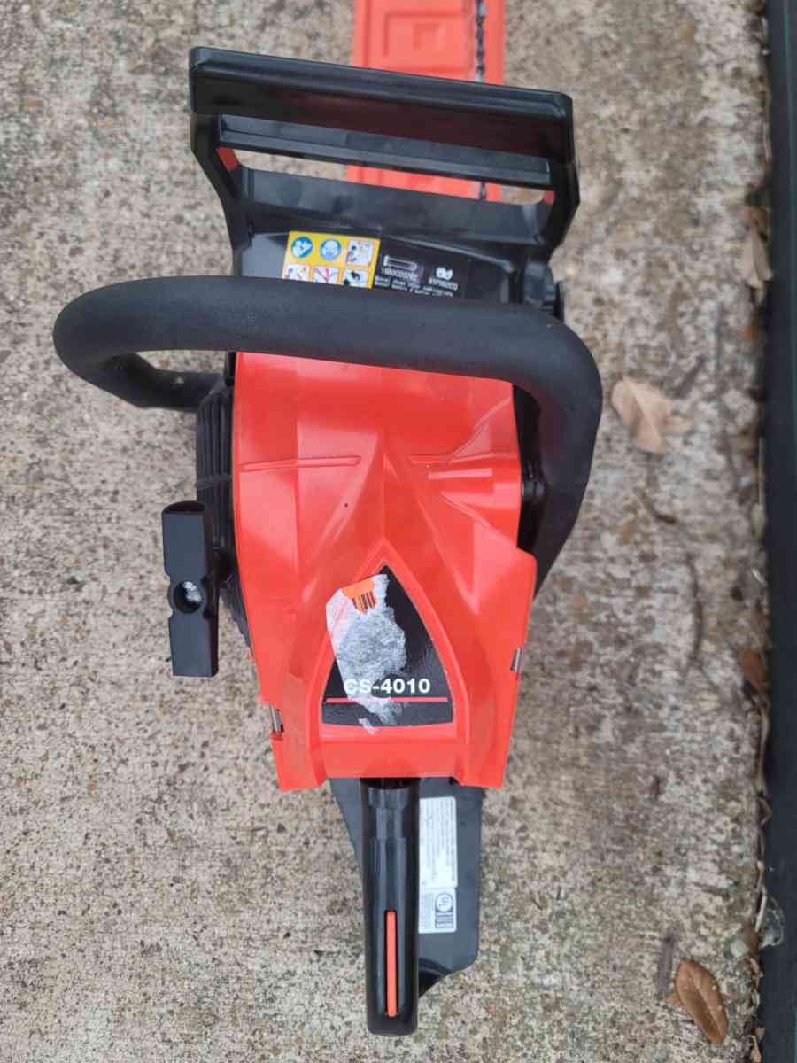 New Chainsaw Works Very Well CS3510 16 inch bar 180 Firm Pri