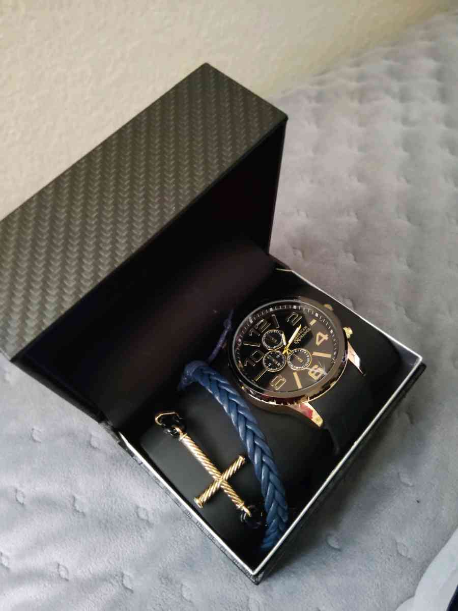 Mens watch